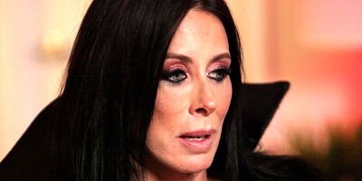 Horny dude licks busty brunette cougar and fucks her hard