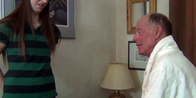 Nerdy babe gets jizz all over her tits after being shagged