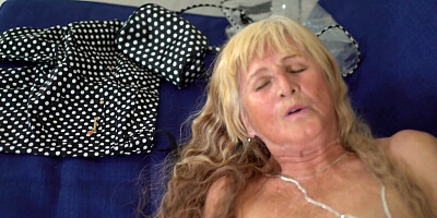 Horny granny 70 yo ANAL masturbate 5. My-dick-is-big 4K