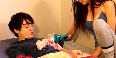 GF Amateur Fuck while nobody Home