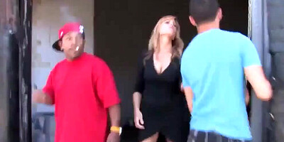 NICOLE MOORE WATCHING MOM GO BLACK GETS CUMSHOT