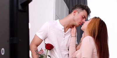 Boyfriend has sex with redhead and creampies her