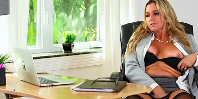 Reality Kings - Business And Pleasure (Levi Cash)