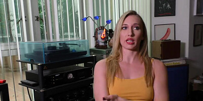 Astonishing blonde Riley Reyes sucks a cock and plays with a Hitachi