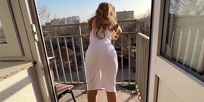 An adult woman framed her ass for anal sex