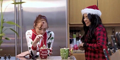 Sis Swap - Horny Studs Surprise Their Teen Stepsisters With Their Dicks In A Gift Box For Christmas