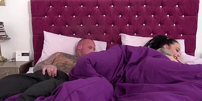 Uk babe Alessa Savage gets shagged hard by her tattooed partner