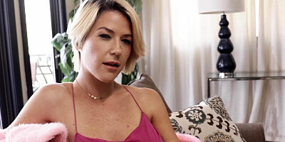 POV hot blonde MILF is giving phenomenal blowjobs before getting pussy banged