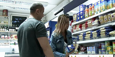 Blooming Priscilla at reality porn