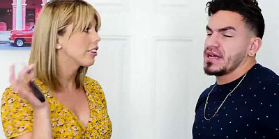 Blonde cougar Amber Chase is banged by horny stud Peter Green