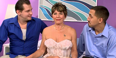 How Much Cum Can Bea Cummins Coax From Two Cocks?