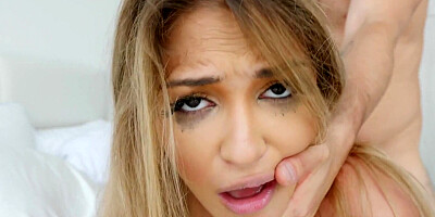 POV stunning blonde enjoys sensual romance with her horny partner