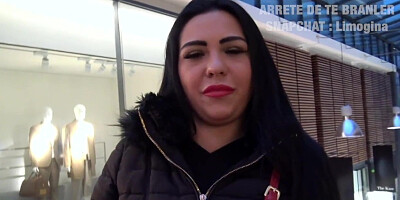 Amateur MILF needs money so she fucks with an agent for some cash