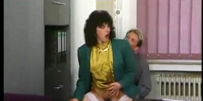 Mature secretary gets plumbed