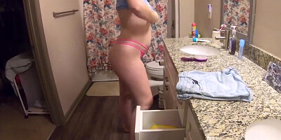 Caught Peeping on Step-Sister - she can't Stop Squirting