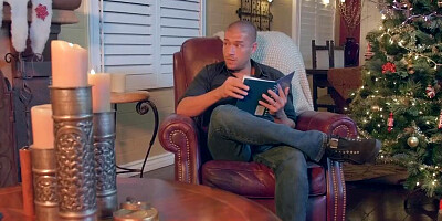 White stallion is banging the brains out of elegant ebony babe on Xmas night