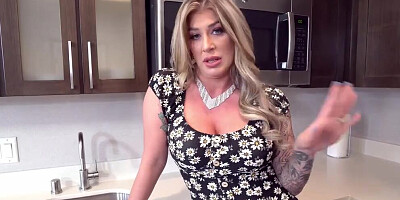 BrattyMilf: Stepmom Gave Me A Boneron PornHD