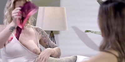 Alexia Anders and her girlfriend are licking pussies and scissoring