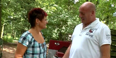 Chubby mature gets bonked inside the car by a stranger