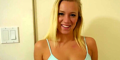 Little Sis Bailey Brooke Caught Stepbrother Watching Porn