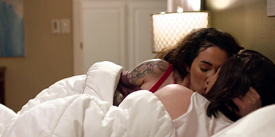 Chad Alva, Casey Calvert & Arabelle Raphael enjoy in some action