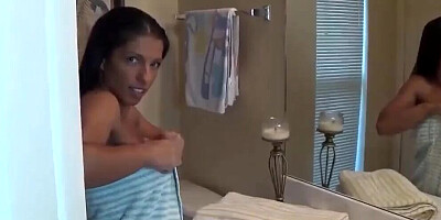 Mit Meiner Geilen Latina Stiefmutter