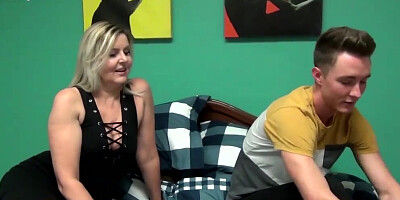 Stepmom and Son Decided to Fuck (velvet Sky)