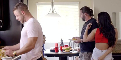 Daddys Lil Angel - Step Daughter Fucks in the Family Kitchen S3:E1