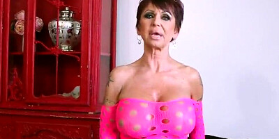 Slutty mom Gina Milano rams her pussy with a humongous toy