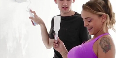 Voluptuous Liza gets fucked by her tiny stepbro