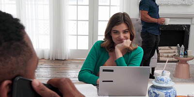 Nicole Rae sucks a hard cock and gets fucked in POV video