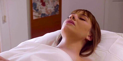 Aidra Fox gives a massage to Naomi Swan and it turns sexual