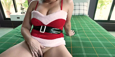 Creampie My Big Tits Stepmom At Christmas