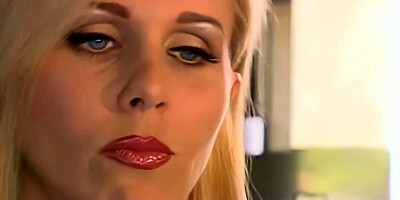 After breaking up with her boyfriend the blonde enjoyed a BBC in an interracial threesome