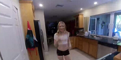 Twerking Stepdaughter Seduces Stepdad E1