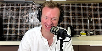 MILF Alexis Fawx talks about sex life at this live podcast