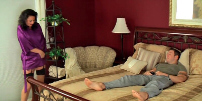 Mom Seduces Son - Part 01