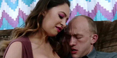 Sister tries to Give Stepbro a Boner so she can get Drilled!