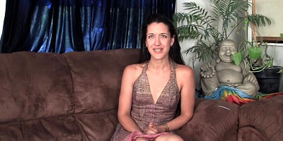 Yanks Brunette Eva Love Talking And Toying Her Twat