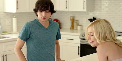 Stepsis Says Maybe I'm mad because I want his dick?! S18:E3