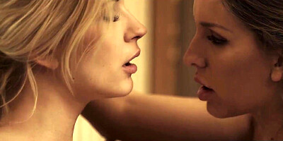 Watch these beautiful blonde lesbians lick each other's pussy