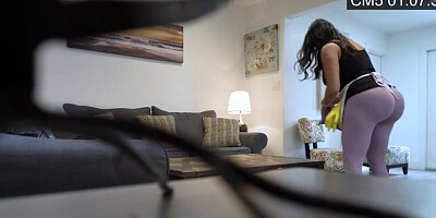 Chubby brunette mom polishes big sausage and gets shagged deeply