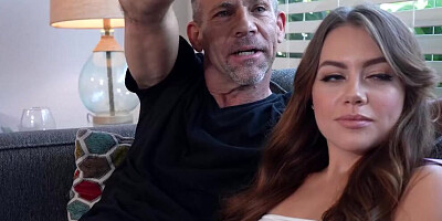 Selena Love wraps her juicy cunt around stepdad's hard prick