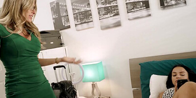 Splendid ladies Cory Chase and Payton Preslee are having 69 oral sex