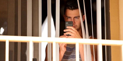 Brandi Love teaches stepdaughter Ava Taylor how to treat a cock