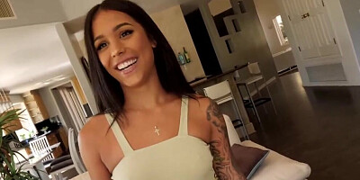 Wonderful young lady was easily turned on and lured into sex