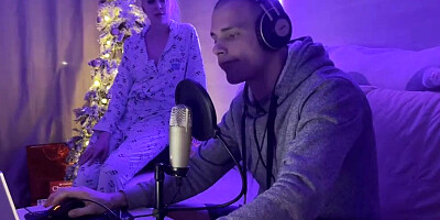 The stepson sweetly fucked a wet, insatiable stepmom for interfering in a video game stream