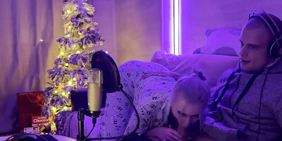 The stepson sweetly fucked a wet, insatiable stepmom for interfering in a video game stream