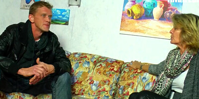 Mature Lady Invited Her Old Neighbor For Amazing Amateur Sex Into Her House - AMATEUREURO