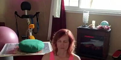 Workout in sexy yellow shorts